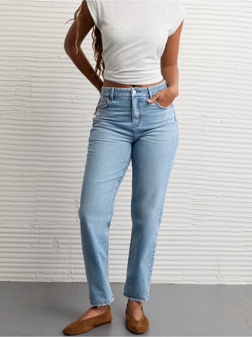 American Eagle Curvy Mom Jeans – Light Wash – 14 Short 💙